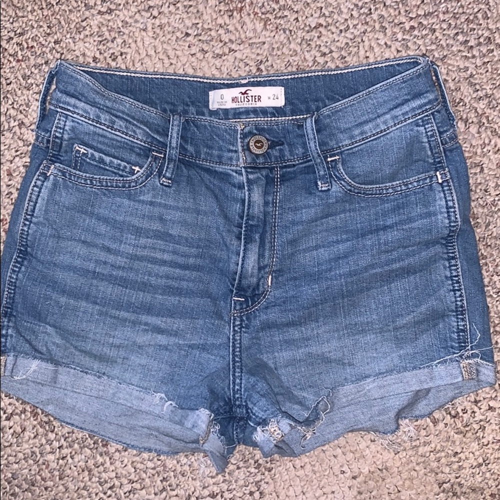 Hollister High Rise Medium Wash Jean Shorts